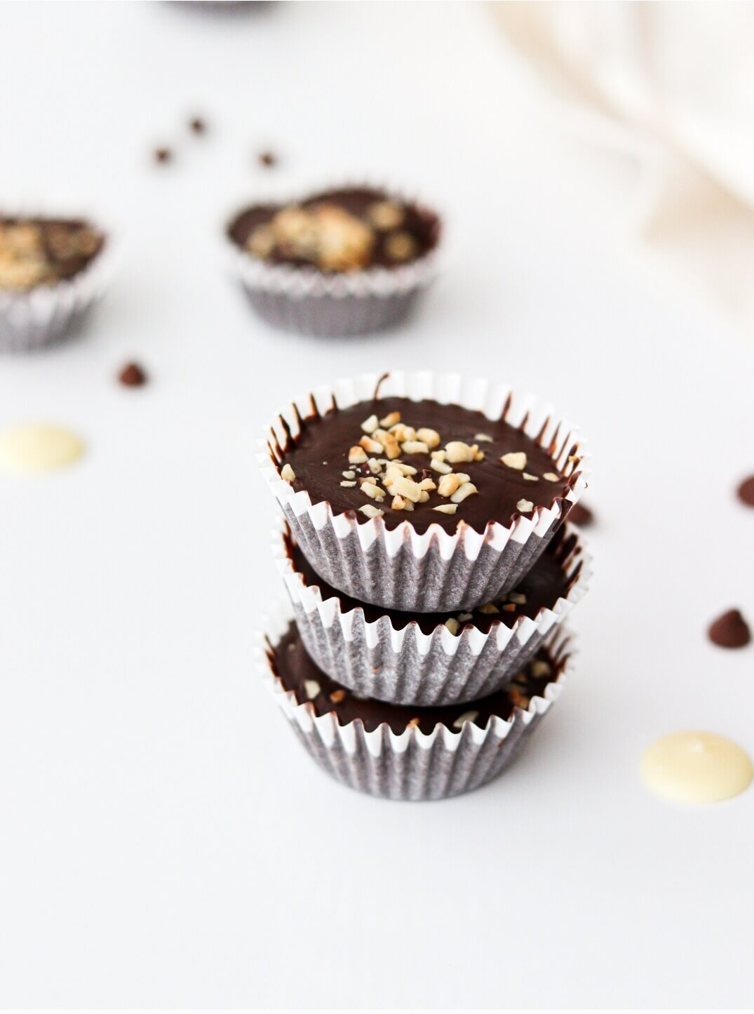 Snickers Peanut Butter Cups - Amira Cookland